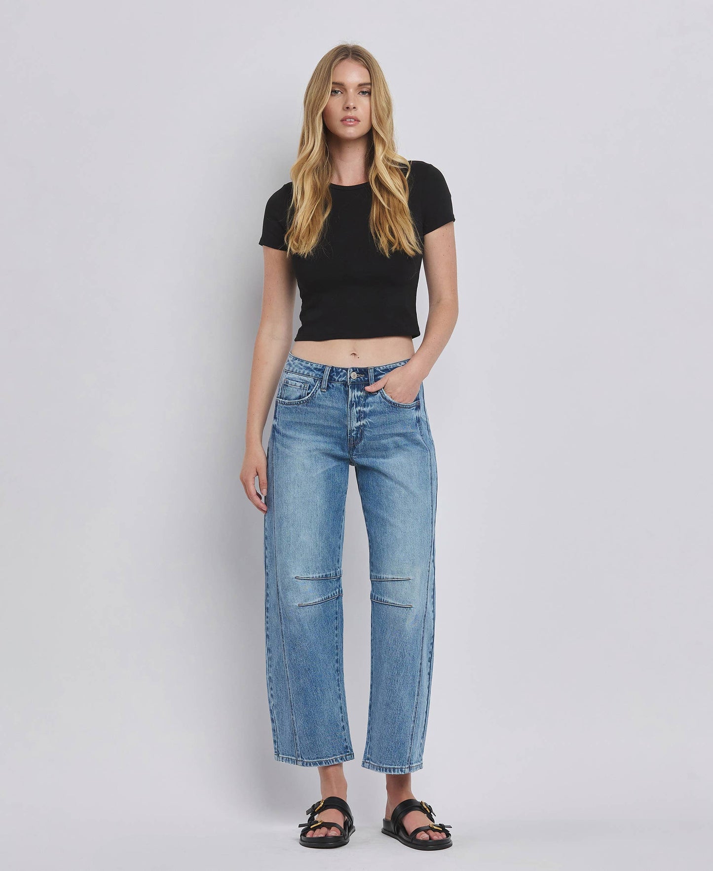 HIGH RISE DART STRUCTURED FIT BARREL LEG JEANS T6514