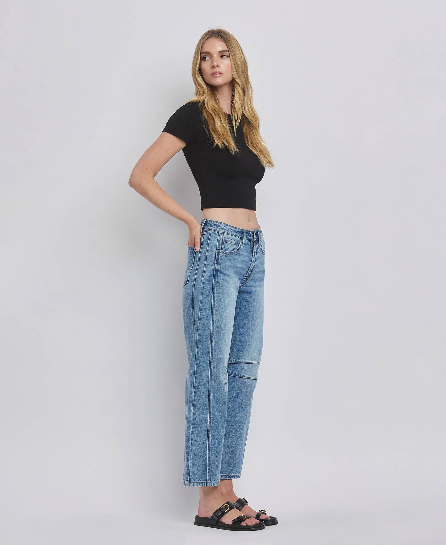 HIGH RISE DART STRUCTURED FIT BARREL LEG JEANS T6514