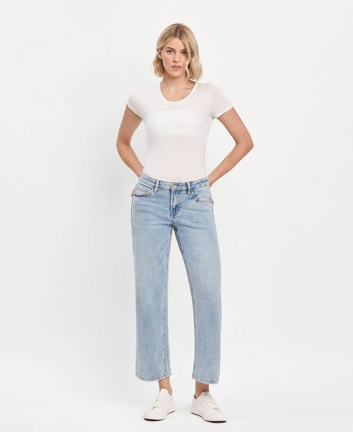MID RISE CROP  DAD JEANS