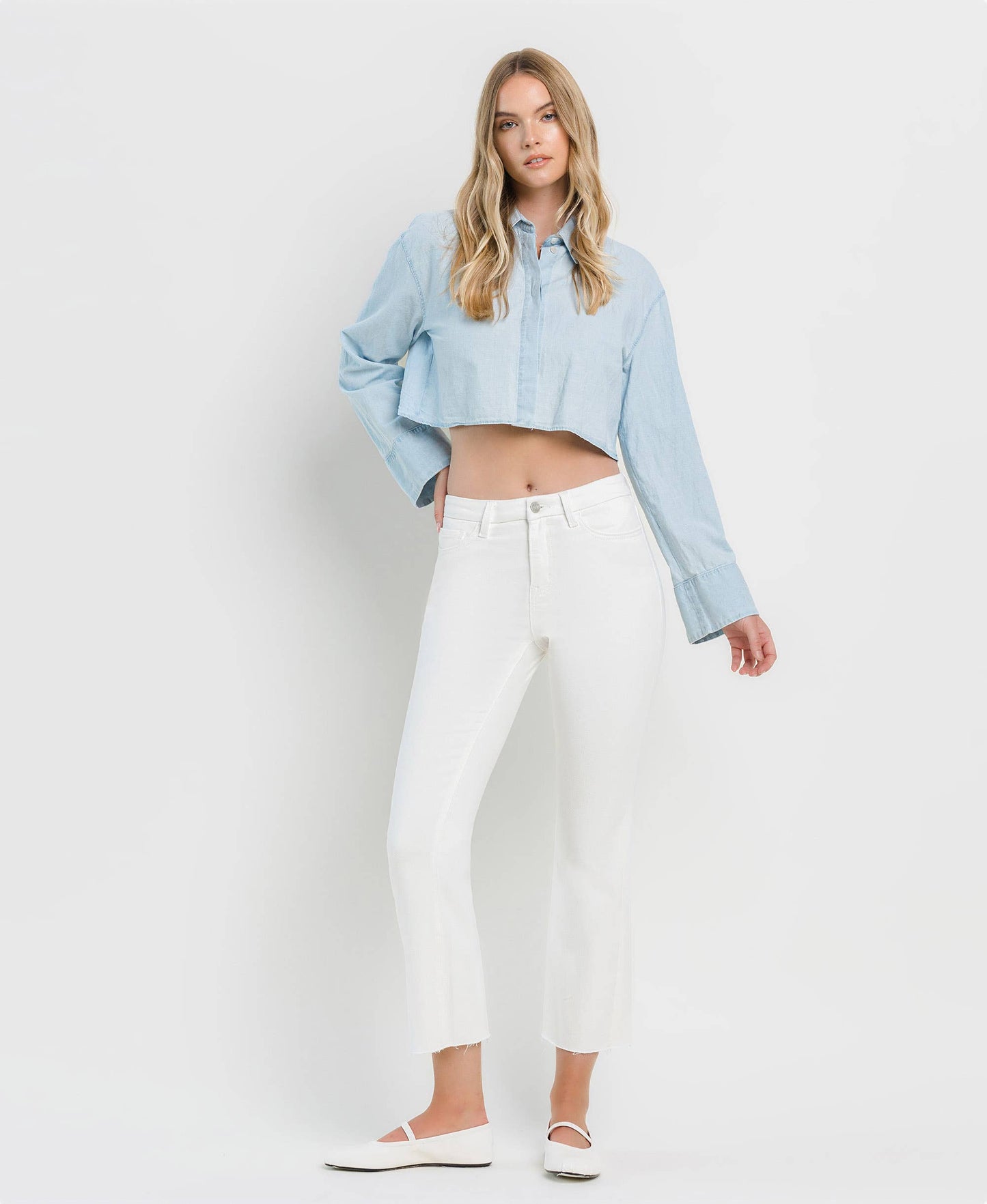 HIGH RISE SEAMLESS WAISTBAND CROP FLARE JEANS