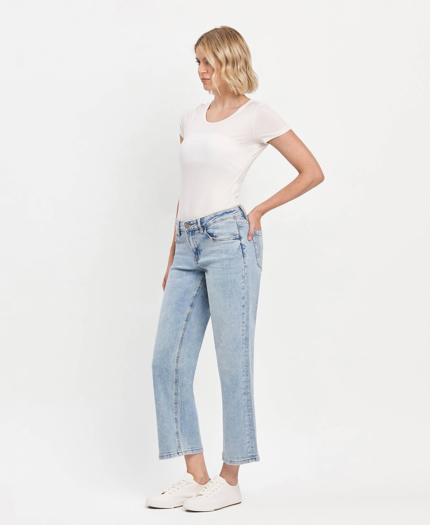 MID RISE CROP  DAD JEANS