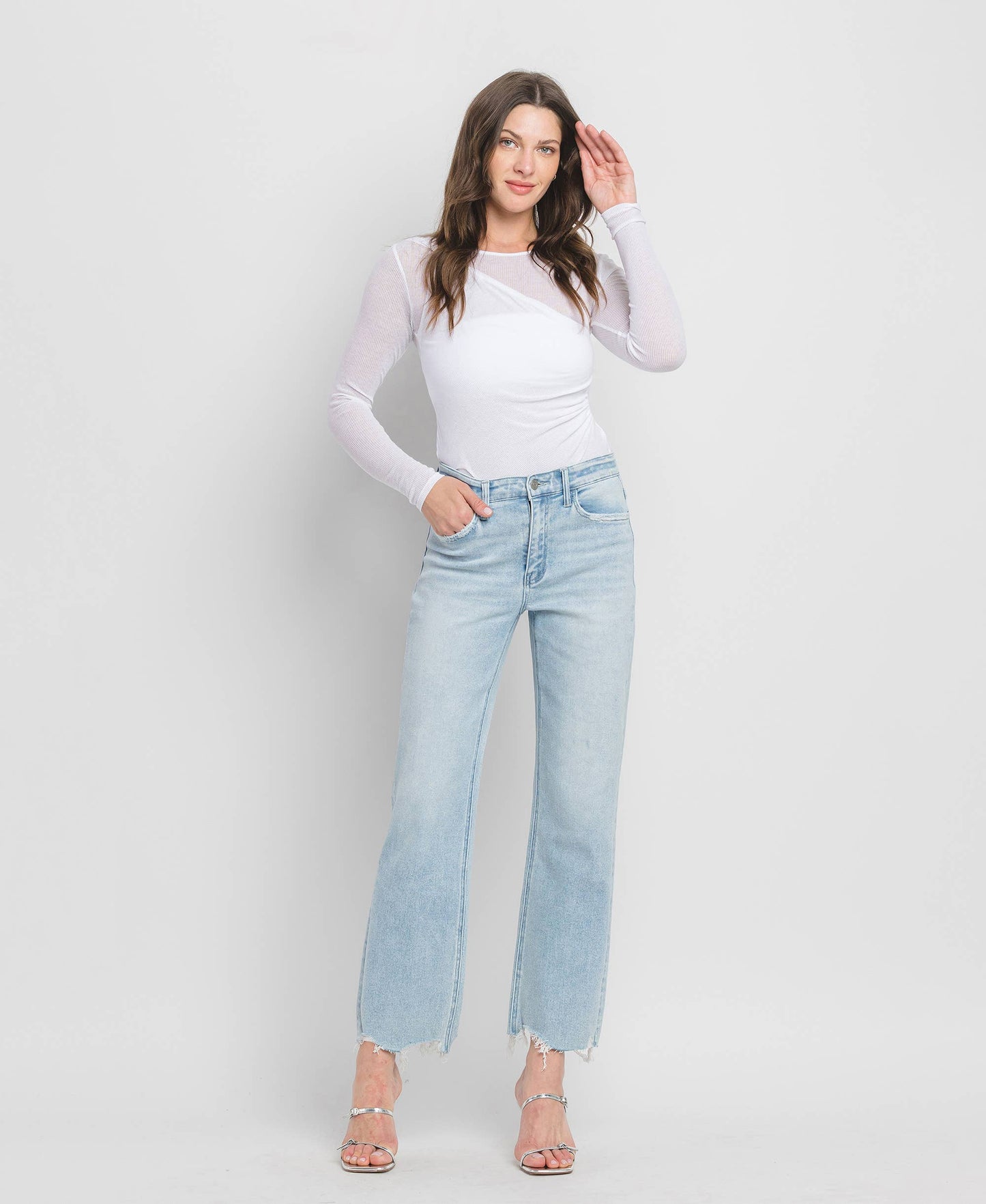 HIGH RISE SLIM WIDE JEANS