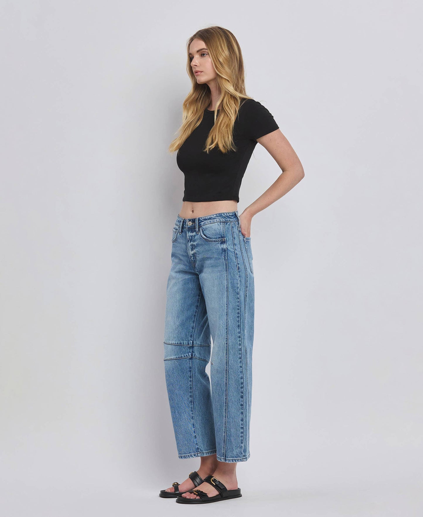 HIGH RISE DART STRUCTURED FIT BARREL LEG JEANS T6514