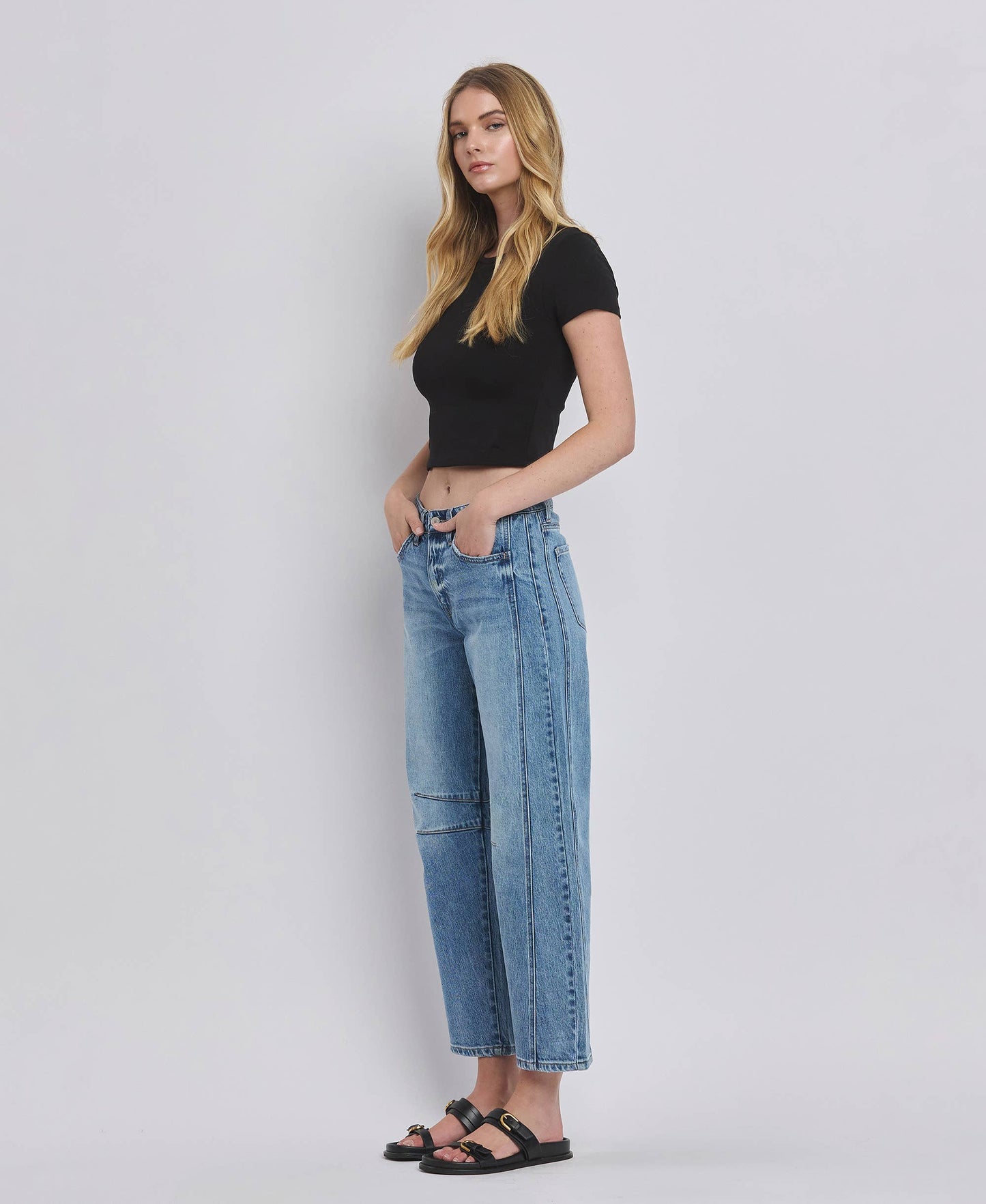 HIGH RISE DART STRUCTURED FIT BARREL LEG JEANS T6514